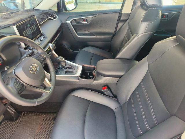 RAV4 2.0  第7張相片