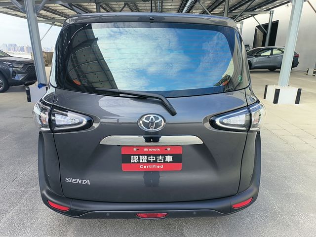 SIENTA 1.8  第6張相片