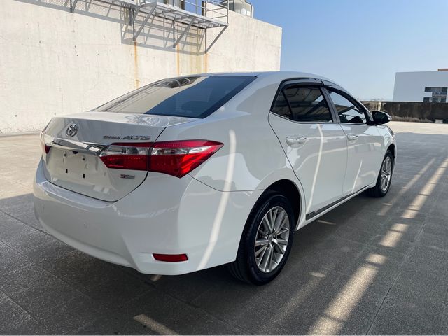 ALTIS 1.8  第5張相片