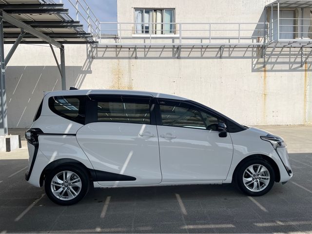 SIENTA 1.8  第3張相片