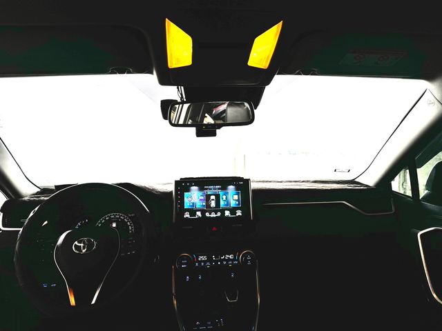 RAV4 2.0  第9張相片