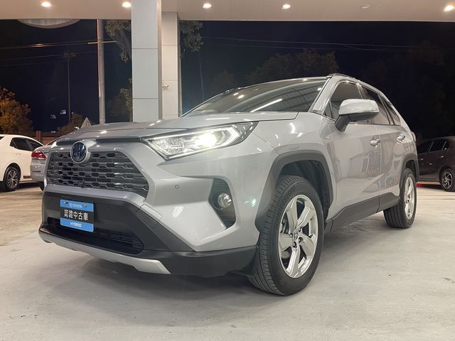南投縣中誠草屯所中古車的價格 Findcar 找車網