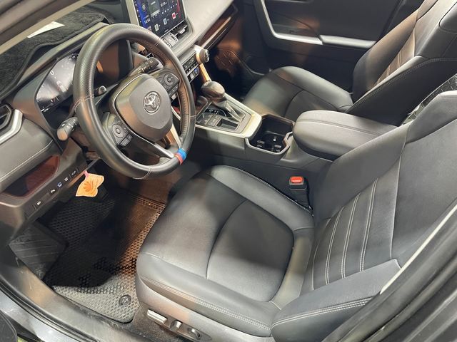 RAV4 2.0  第8張相片
