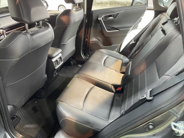 RAV4 2.0  第9張相片