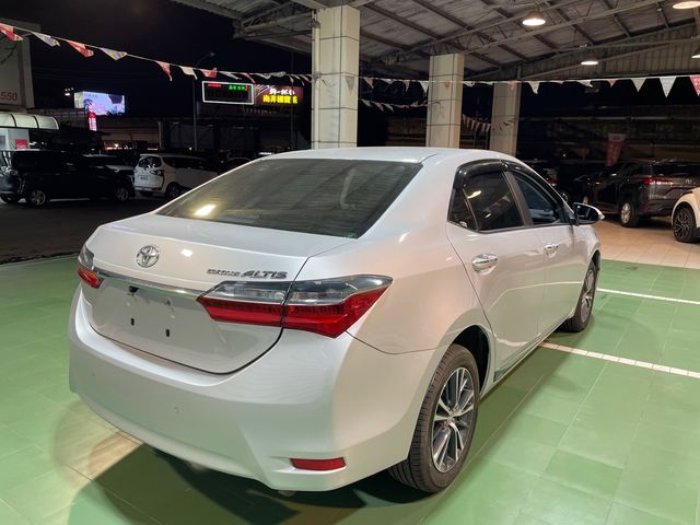 ALTIS 1.8  第5張相片