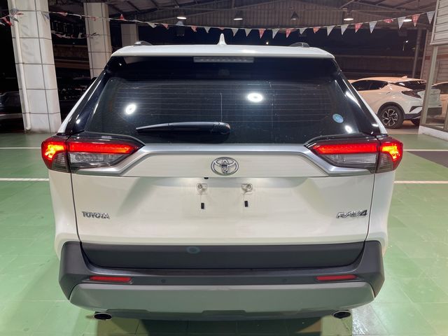RAV4 2.0  第6張相片