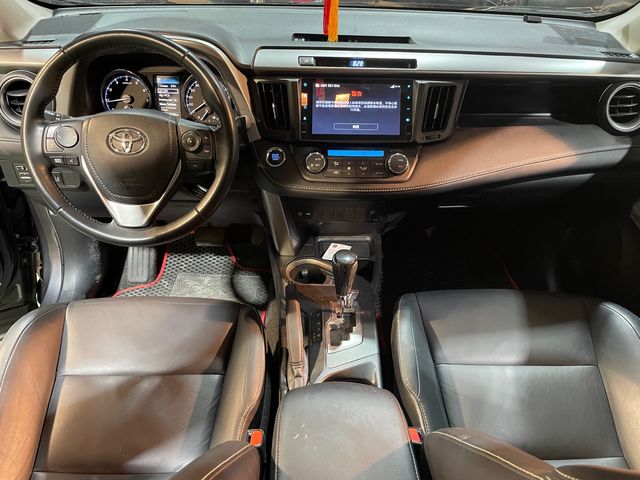 RAV4 2.0  第7張相片