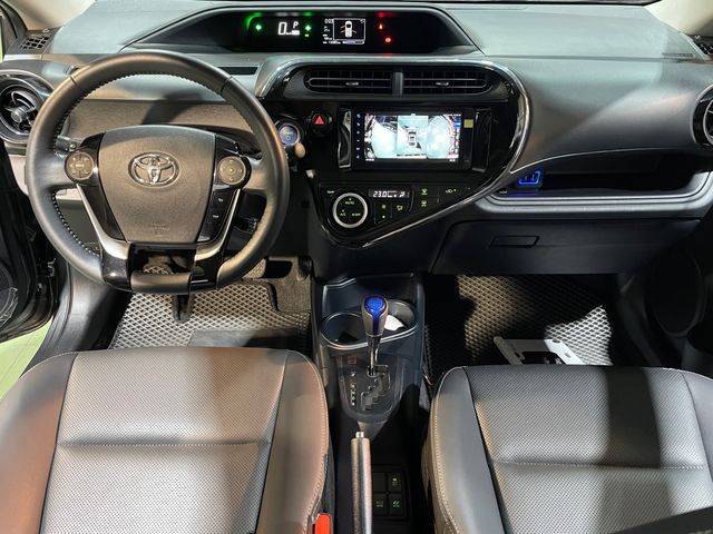PRIUS C 1.5  第7張相片