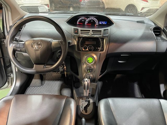 YARIS 1.5  第7張相片