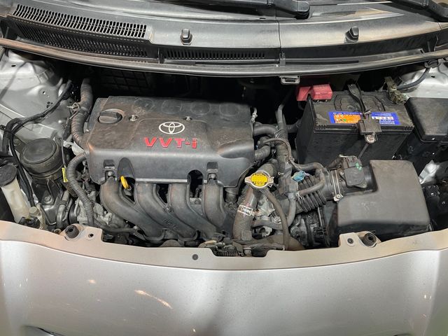 YARIS 1.5  第10張相片