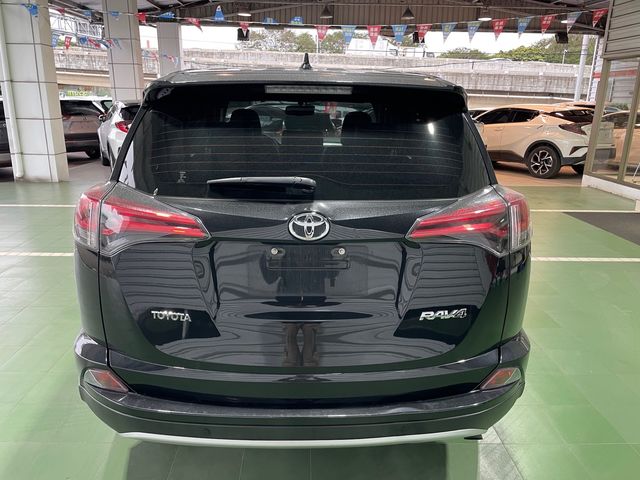 RAV4 2.0  第6張相片