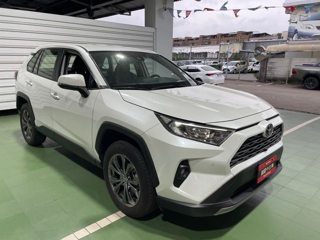 RAV4 2.0  第3張相片