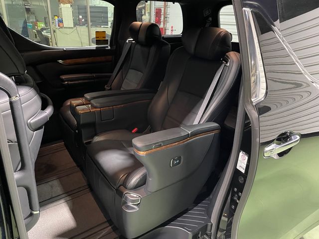ALPHARD 3.5  第9張相片