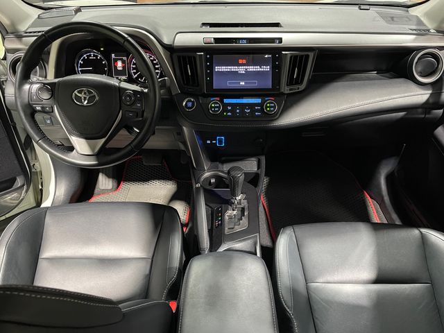 RAV4 2.0  第7張相片