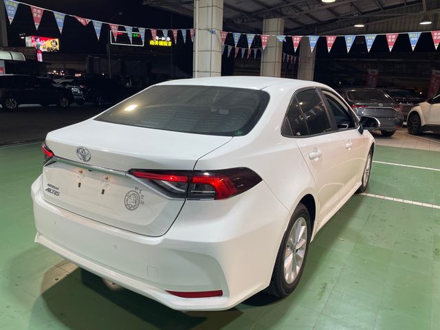 ALTIS 1.8  第5張相片