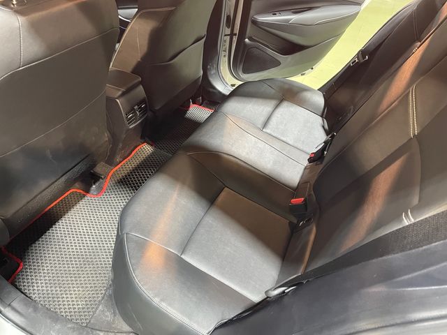 ALTIS 1.8  第9張相片