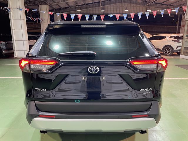 RAV4 2.5 4WD  第6張相片