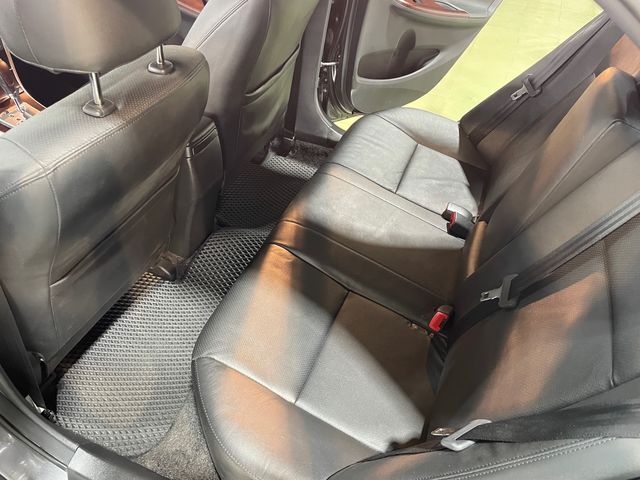 ALTIS 1.8  第9張相片
