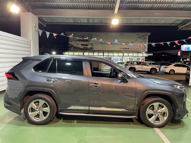 RAV4 2.0  第4張相片