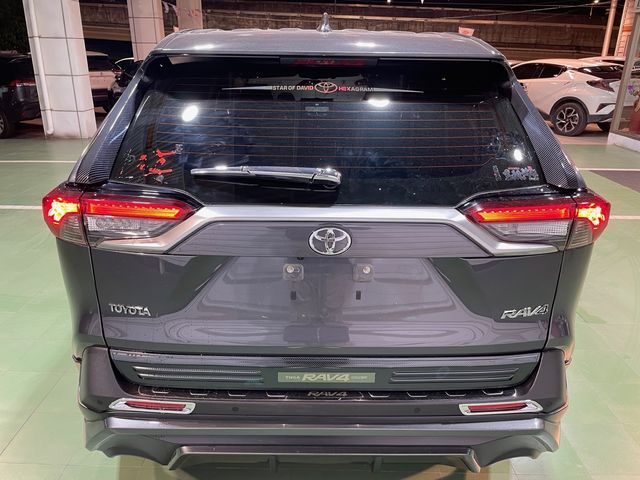 RAV4 2.0  第6張相片