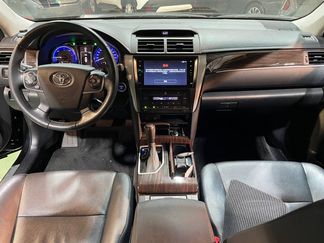 CAMRY 2.5 HV  第7張相片