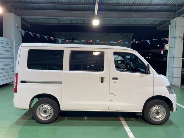 TOWN ACE VAN 5人  第4張相片