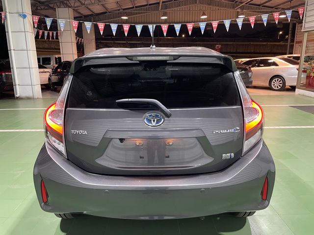 PRIUS C 1.5  第6張相片