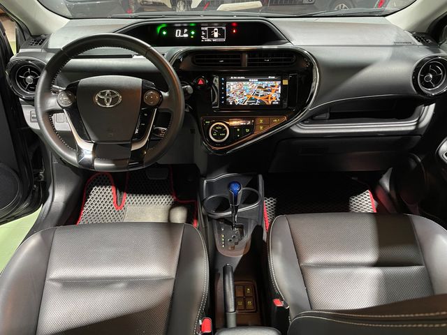 PRIUS C 1.5  第7張相片
