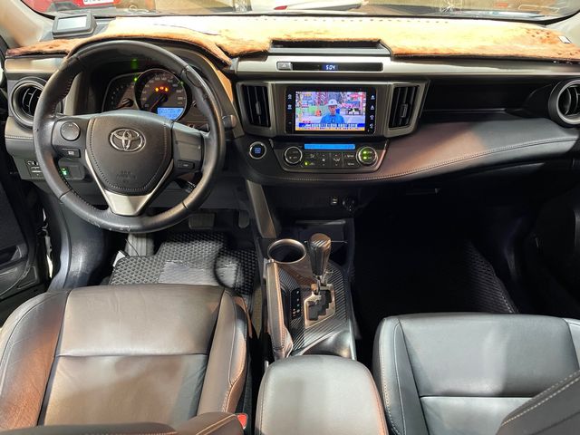 RAV4 2.0  第7張相片
