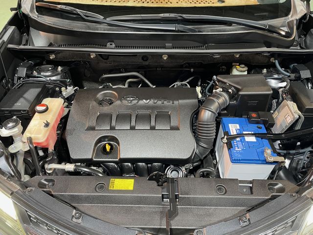 RAV4 2.0  第10張相片