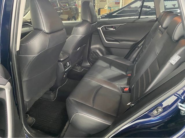 RAV4 2.0  第7張相片