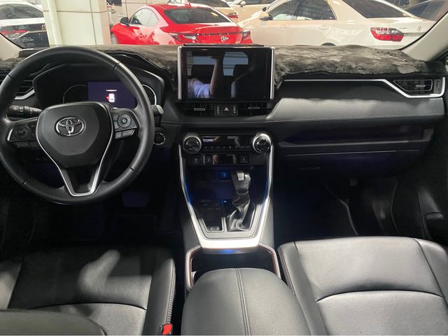 RAV4 2.0  第8張相片