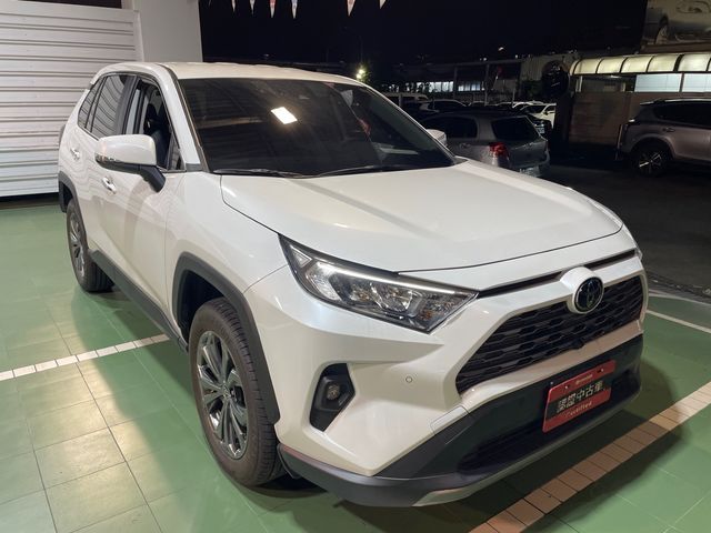 RAV4 2.0  第3張相片