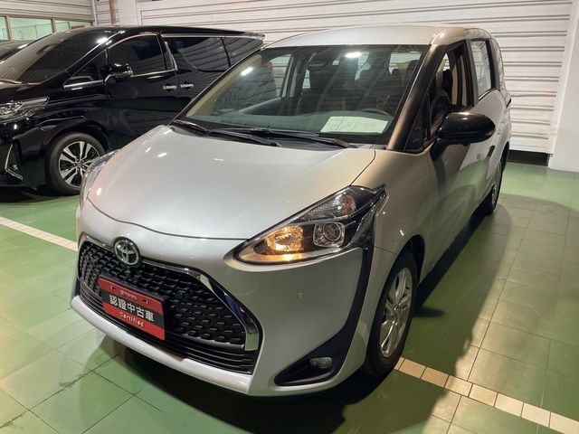 SIENTA 1.8  第1張相片