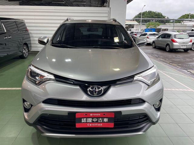 RAV4 2.0  第2張相片