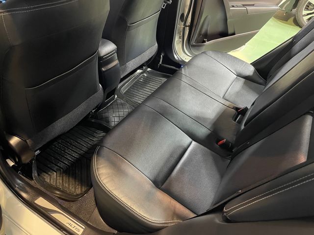ALTIS 1.8  第9張相片