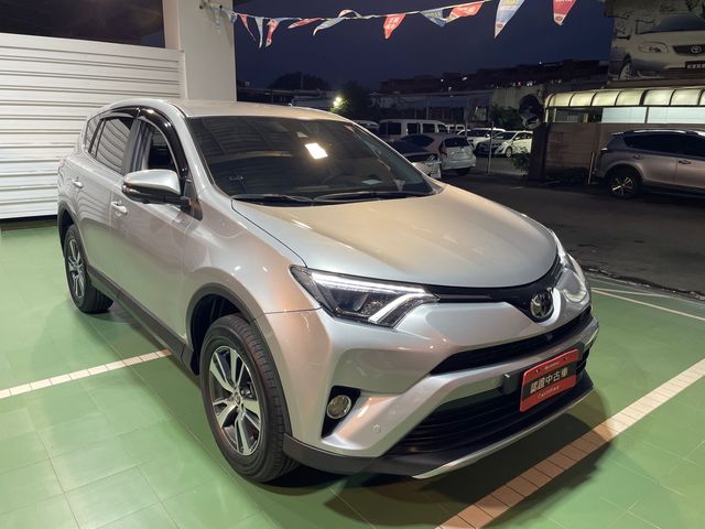 RAV4 2.0  第3張相片