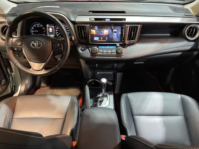 RAV4 2.0  第7張相片