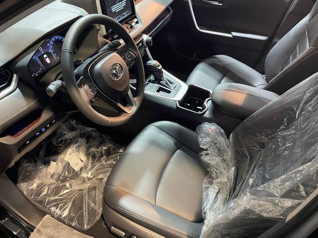 RAV4 2.0  第8張相片