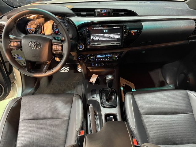 HILUX  第7張相片