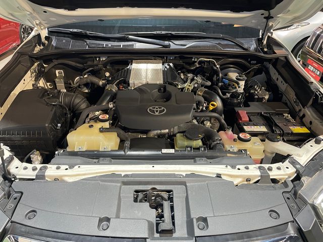 HILUX  第10張相片
