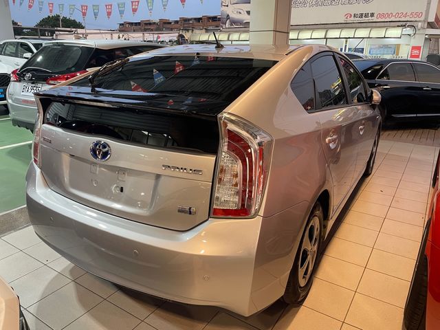 PRIUS 1.8  第5張相片