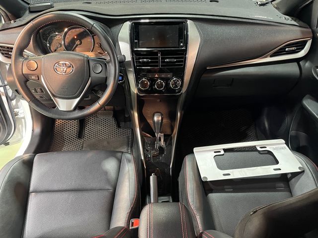YARIS 1.5  第7張相片