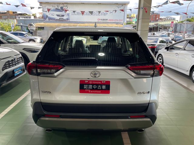 RAV4 2.0  第6張相片