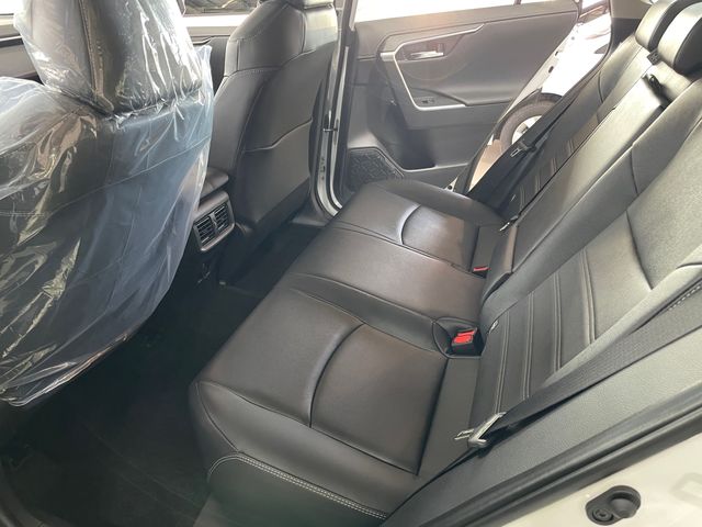 RAV4 2.0  第9張相片