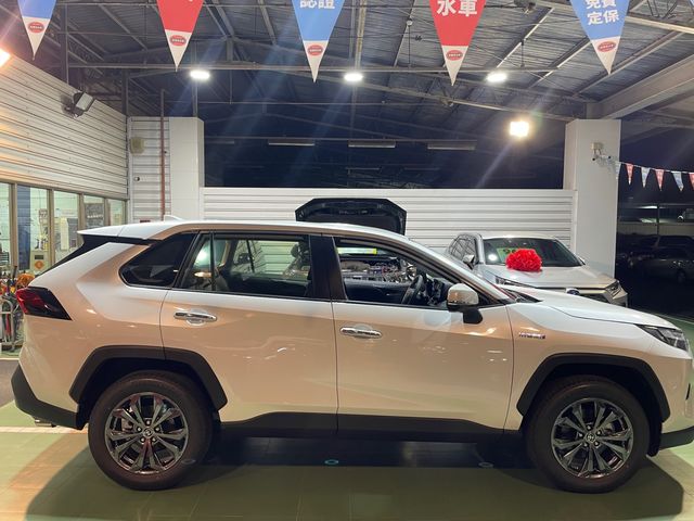 RAV4 2.5 HV  第4張相片