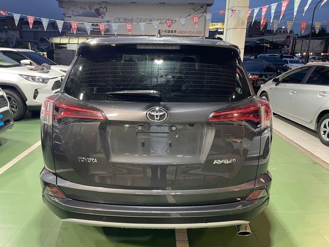 RAV4 2.0  第6張相片