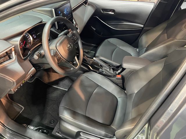 ALTIS 1.8  第8張相片