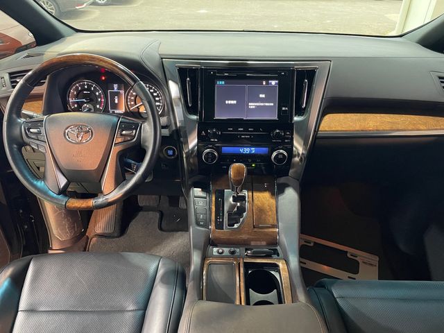 ALPHARD 3.5  第7張相片