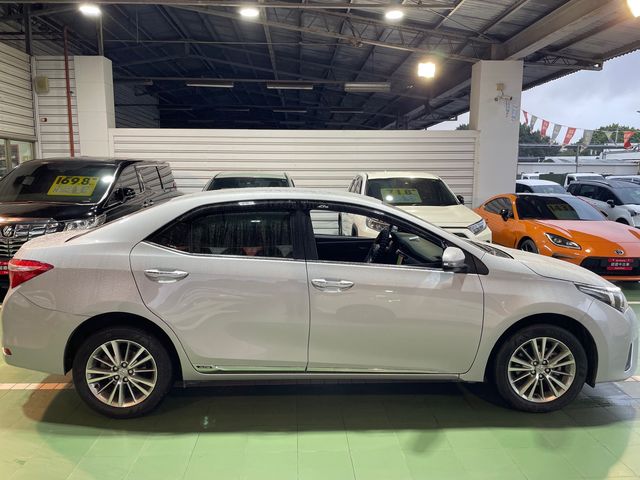 ALTIS 1.8  第4張相片